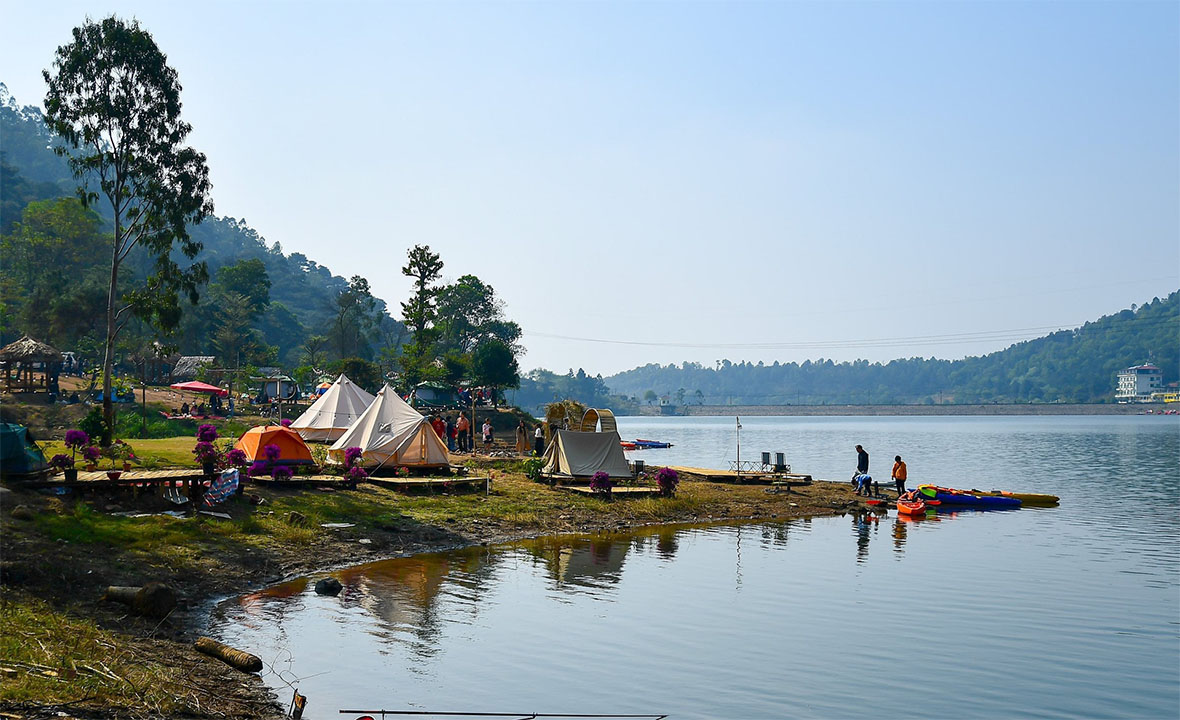 Bãi cắm trại Hồ Đồng Đò